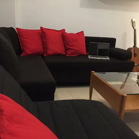 Private Entrance Cozy Flat *